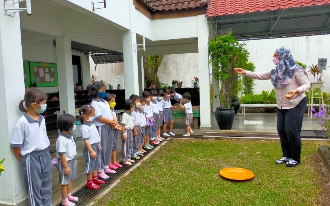 Science Experiment: Floating and bouncing eggs.